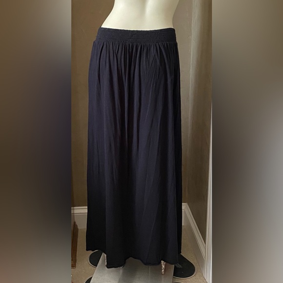 AMERICAN EAGLE OUTFITTER women's black maxi Skirt elastic Waist size M - Picture 3 of 12